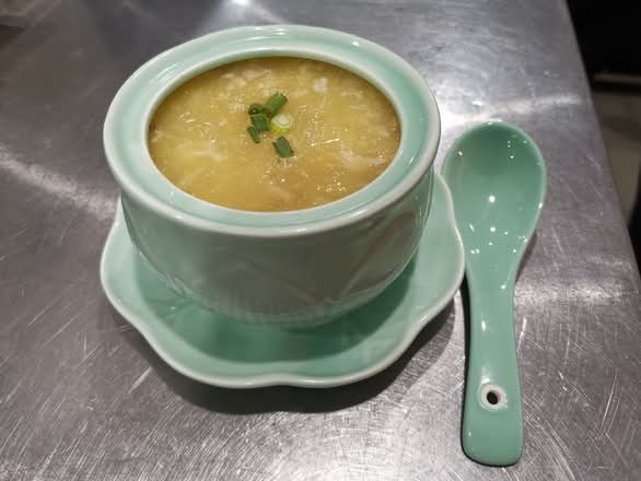 Sweet Corn Soup (V) (玉米鸡茸汤)